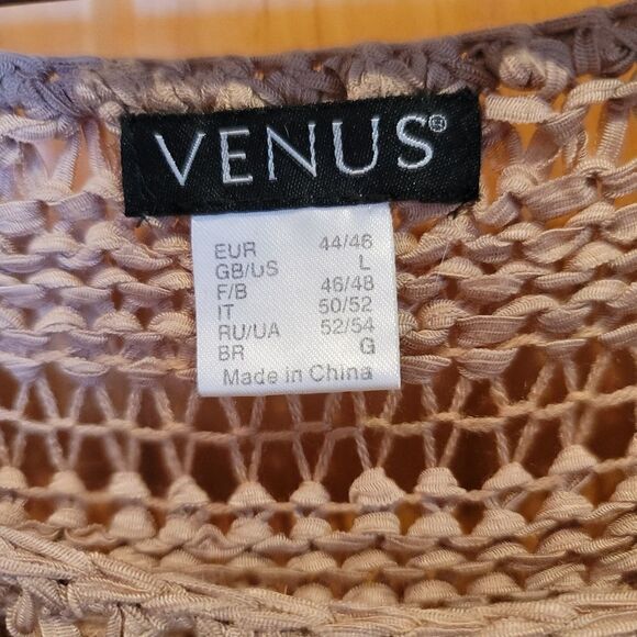 Venus Sweater   - Picture 2 of 2